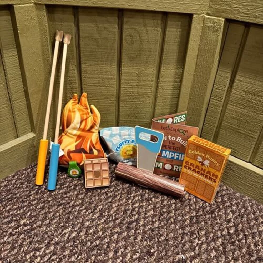 Melissa & Doug Let's Explore Campfire S'Mores Play Set